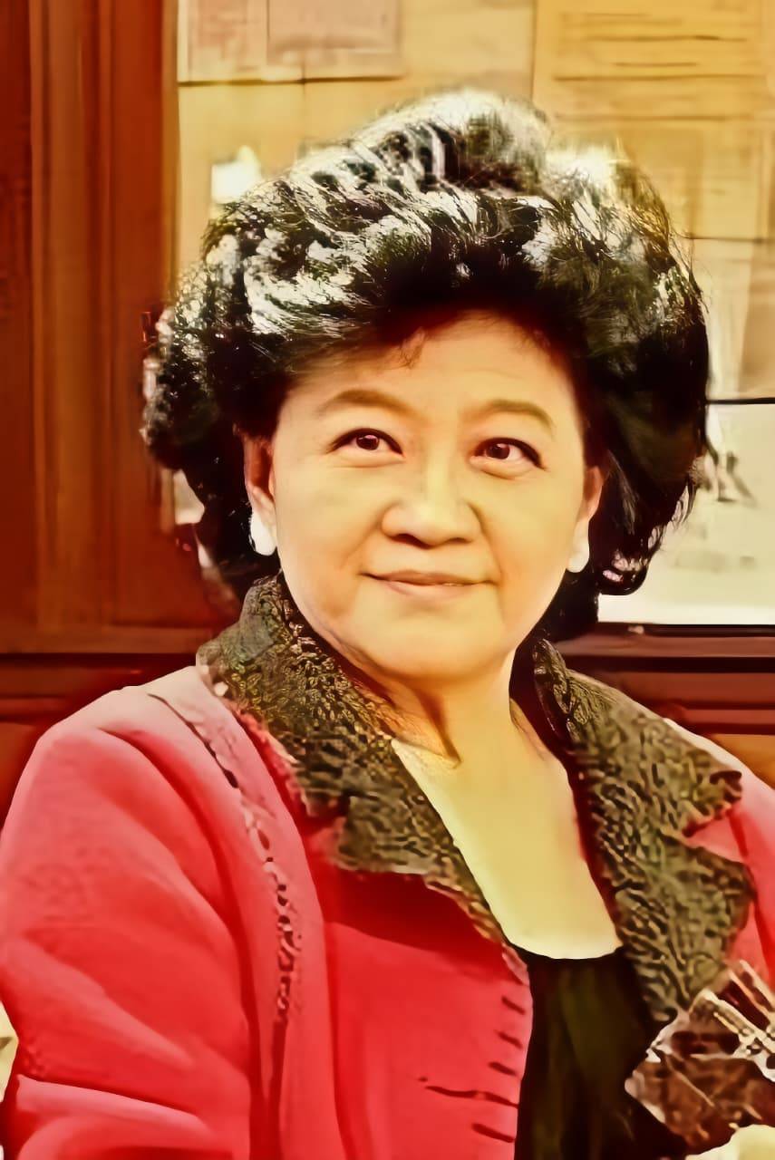 Ny. Ratna Prabawani Soerjohadi (Siek Tien Bwan)