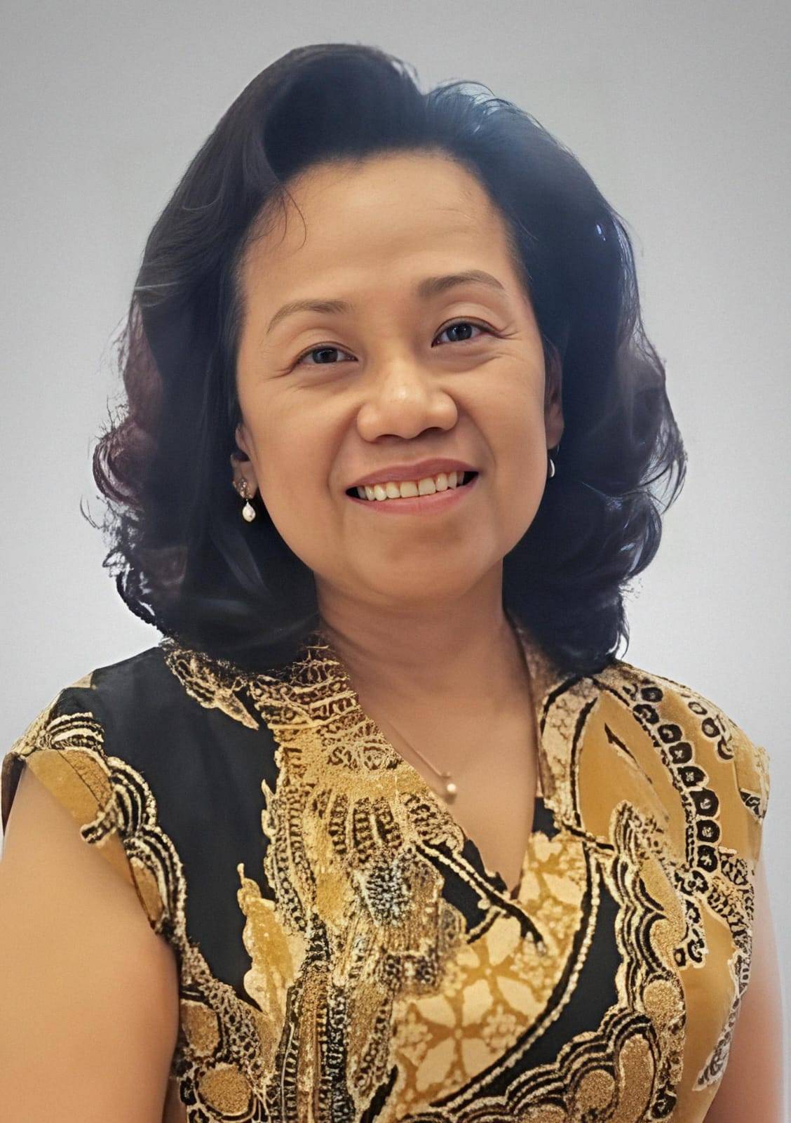 Inawati Budihardjo ( Lie Siok Ien )