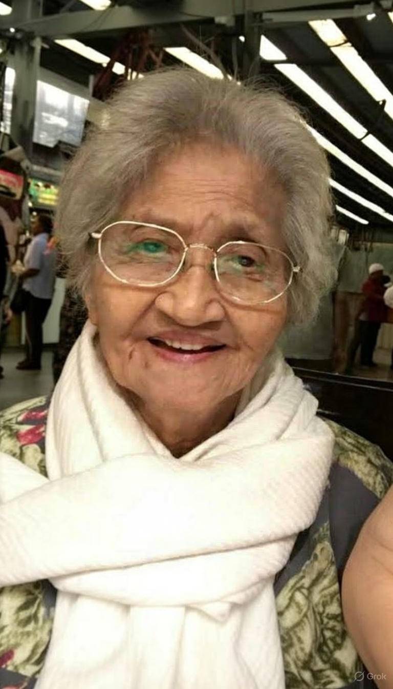 Ny. Listijani Soedibjo Dalam Usia ( 95 Tahun )
