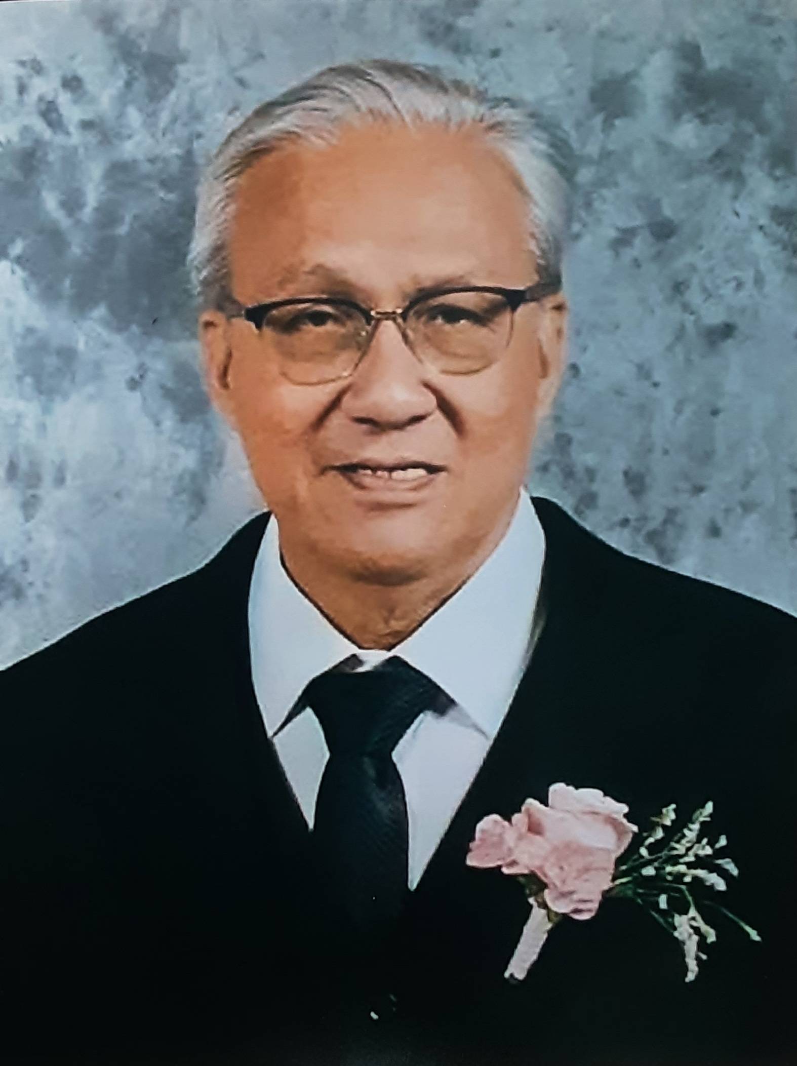 Albert Hendra Dinata ( The Tjhiang Tjua )