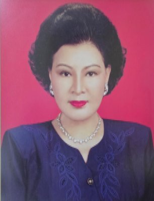 NY. DR. HC DEWI DJUWITA 張美蓉