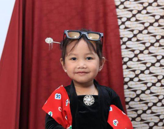 YOVELA SAMANTHA GINTING