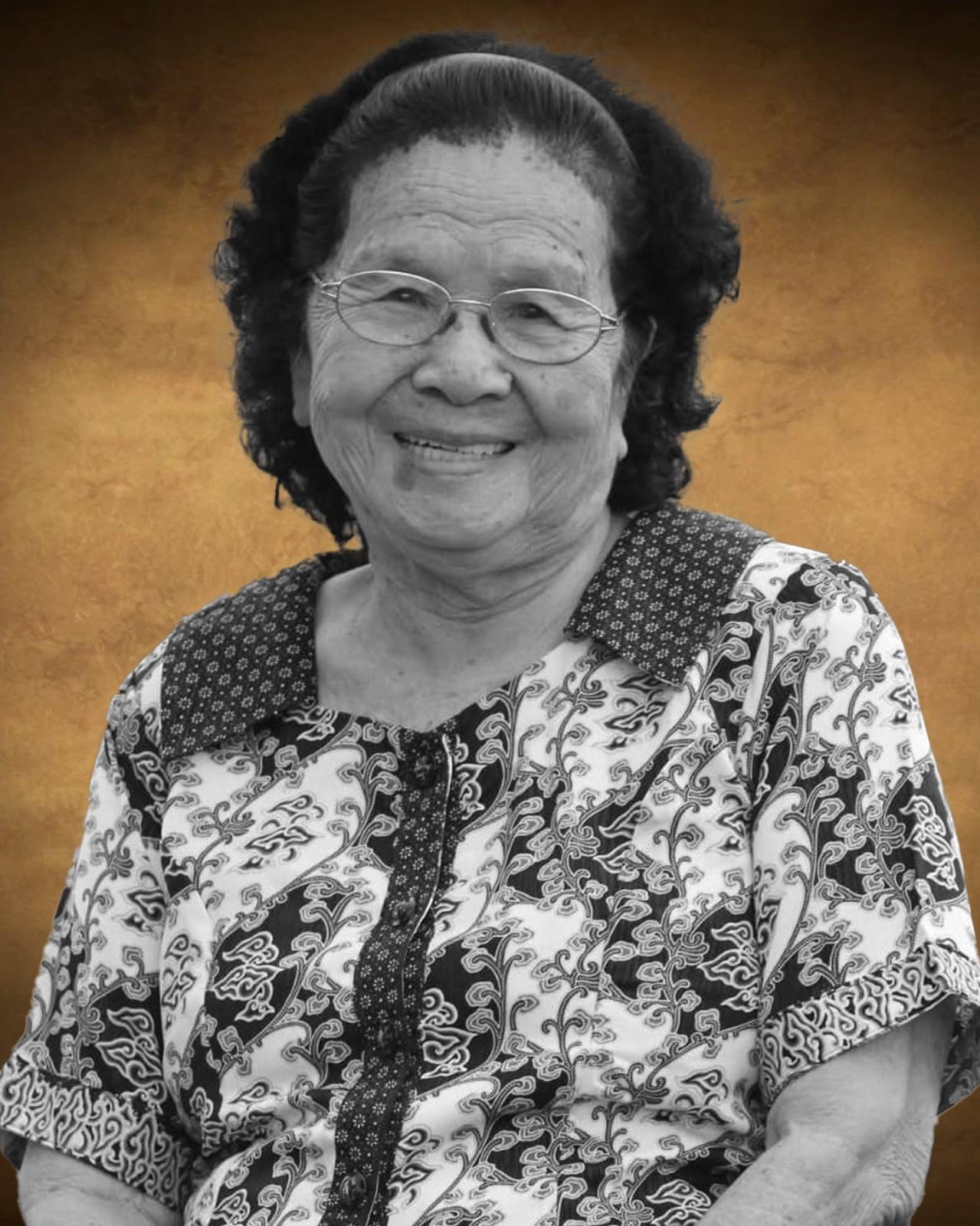 Lie Pin Nio (Sri Piningsih)