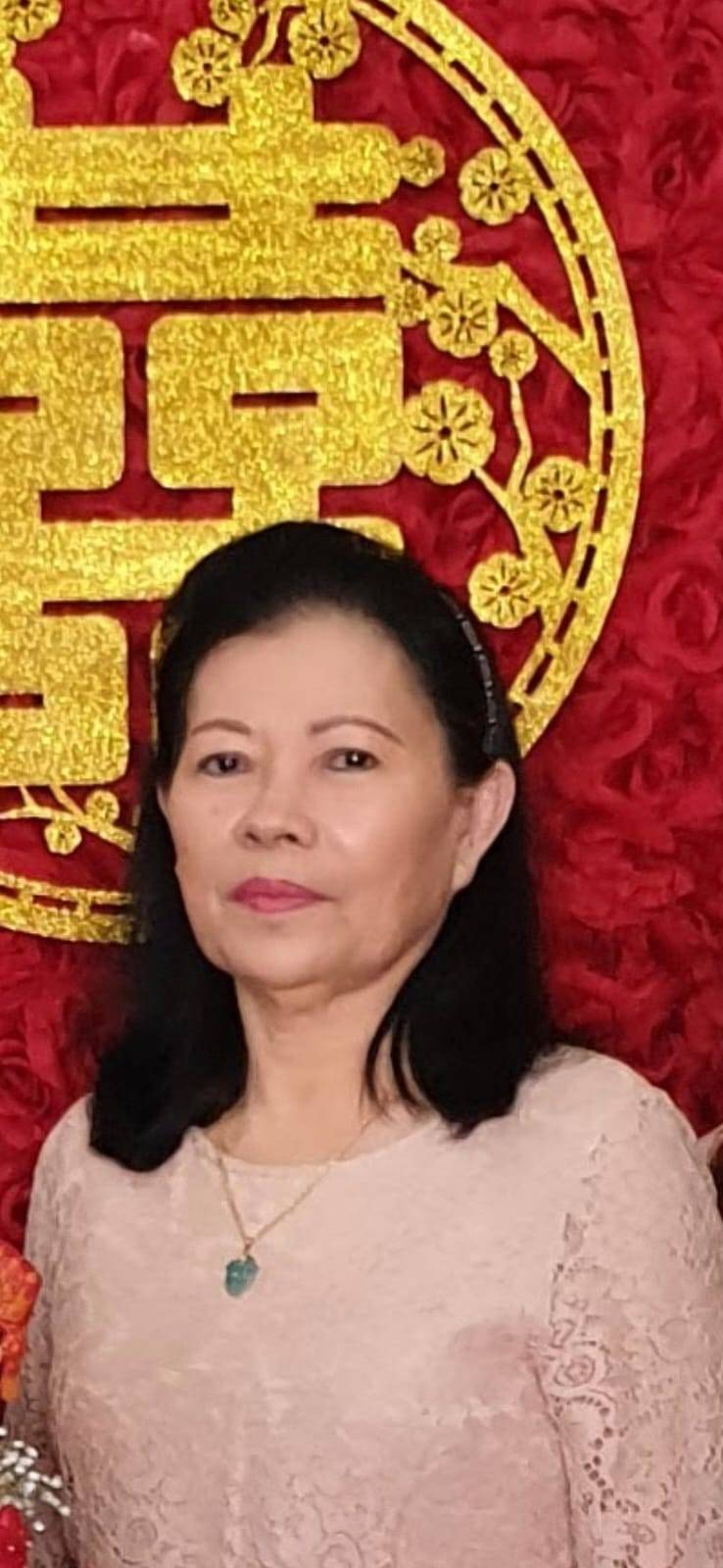 Ny. Nie Lie (Tjen Muk Lan)