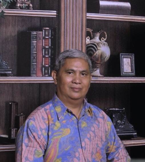Tn. Manati Zebua