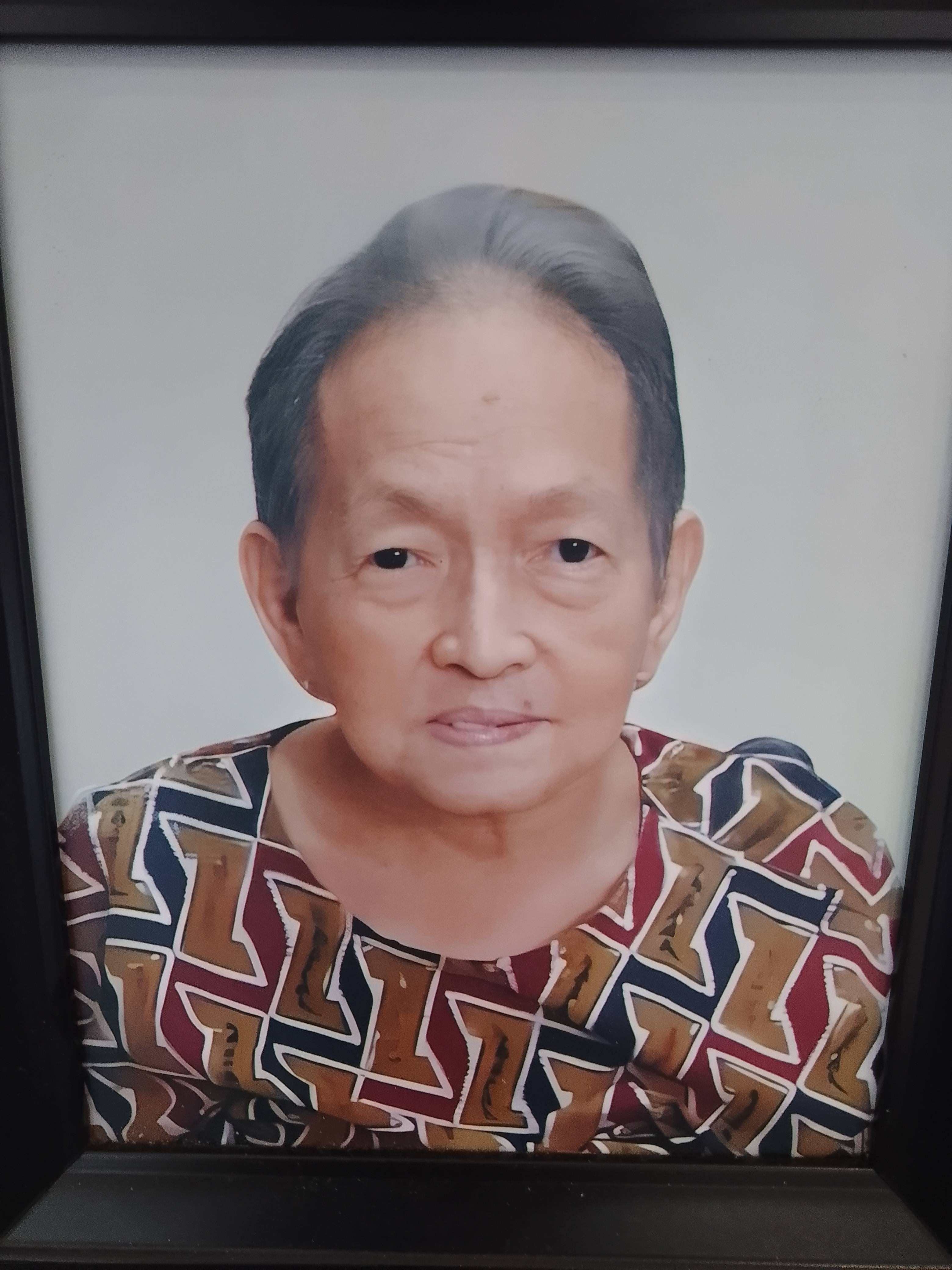 Ny. Maria Magdalena Henny Tien Mariati ( Ibu Tedja )