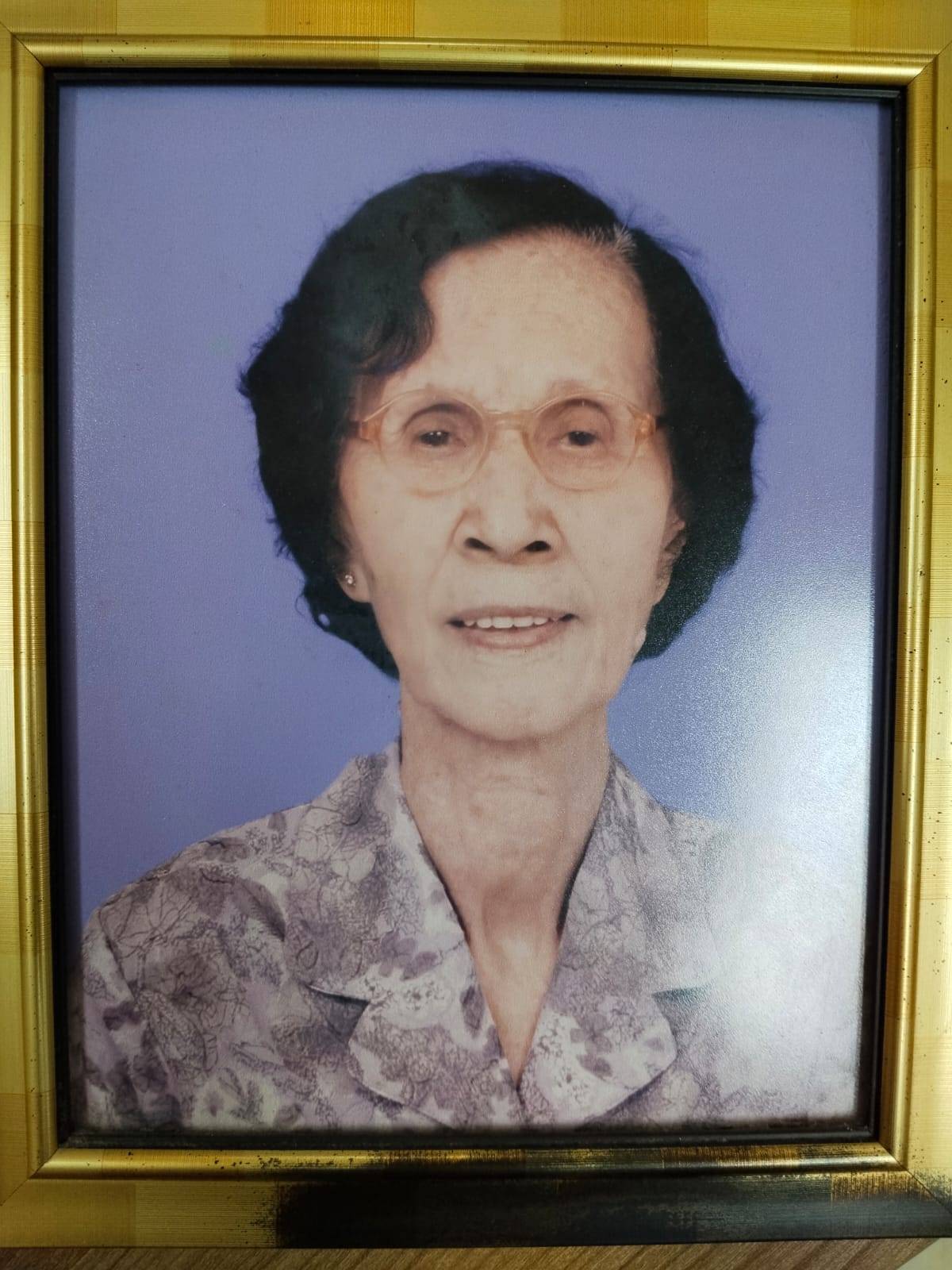 Ny. Louisa Taniwan (Chua Eng Hua)