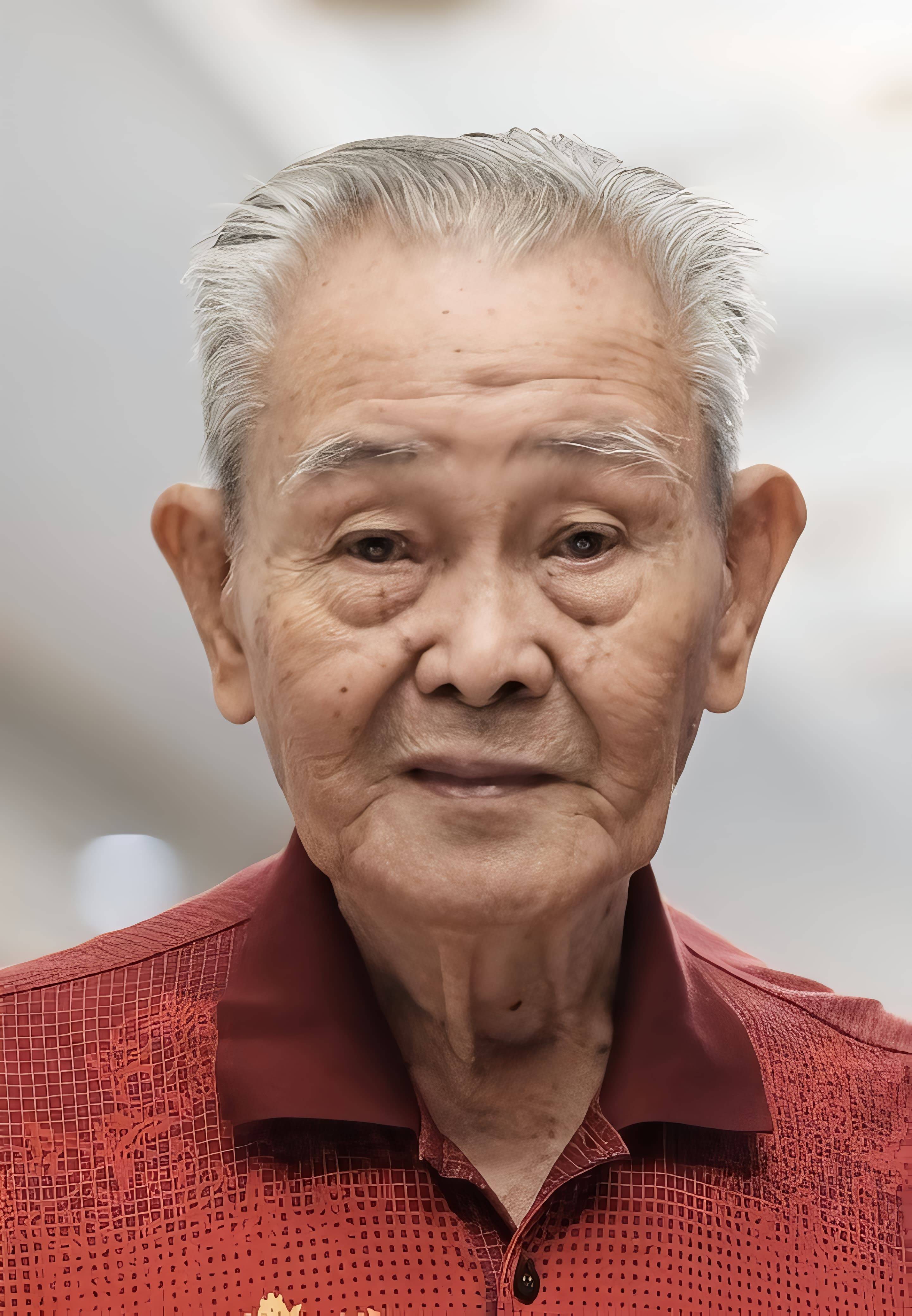 Tn. Fadjar Irawan (Yie Fai On) - 90 thn