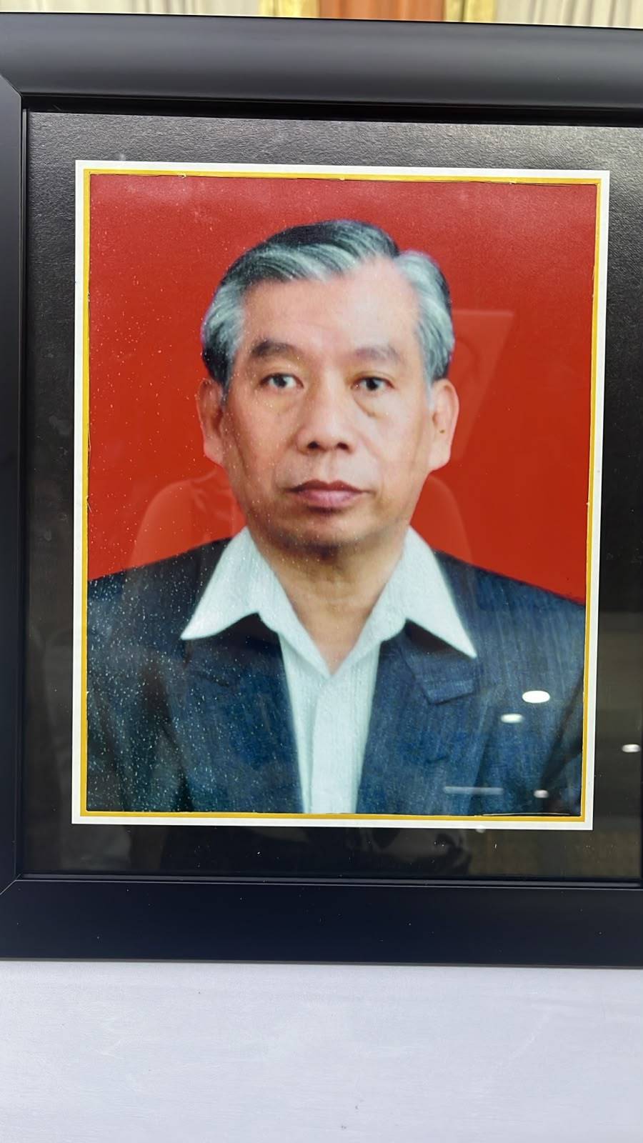 Tn.  Klaudius Suari Samsudin (Sim Boe Sui)