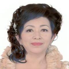 Kesumo Dewi Suviana (Kwee Siok Bwee)