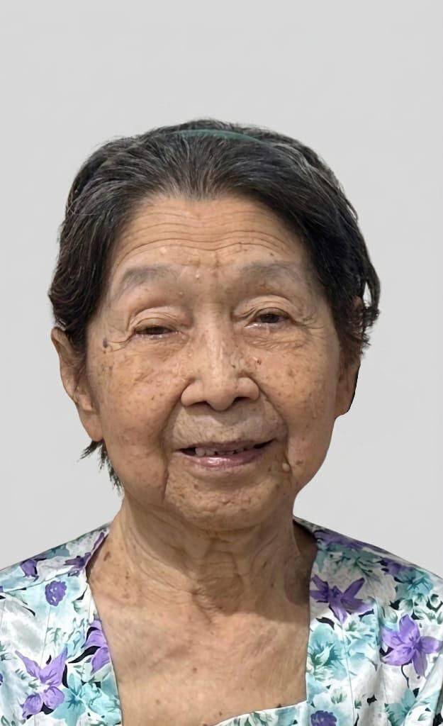 Ny. Marcelina Indrawardhani Halim (Lim Hwie Keng)