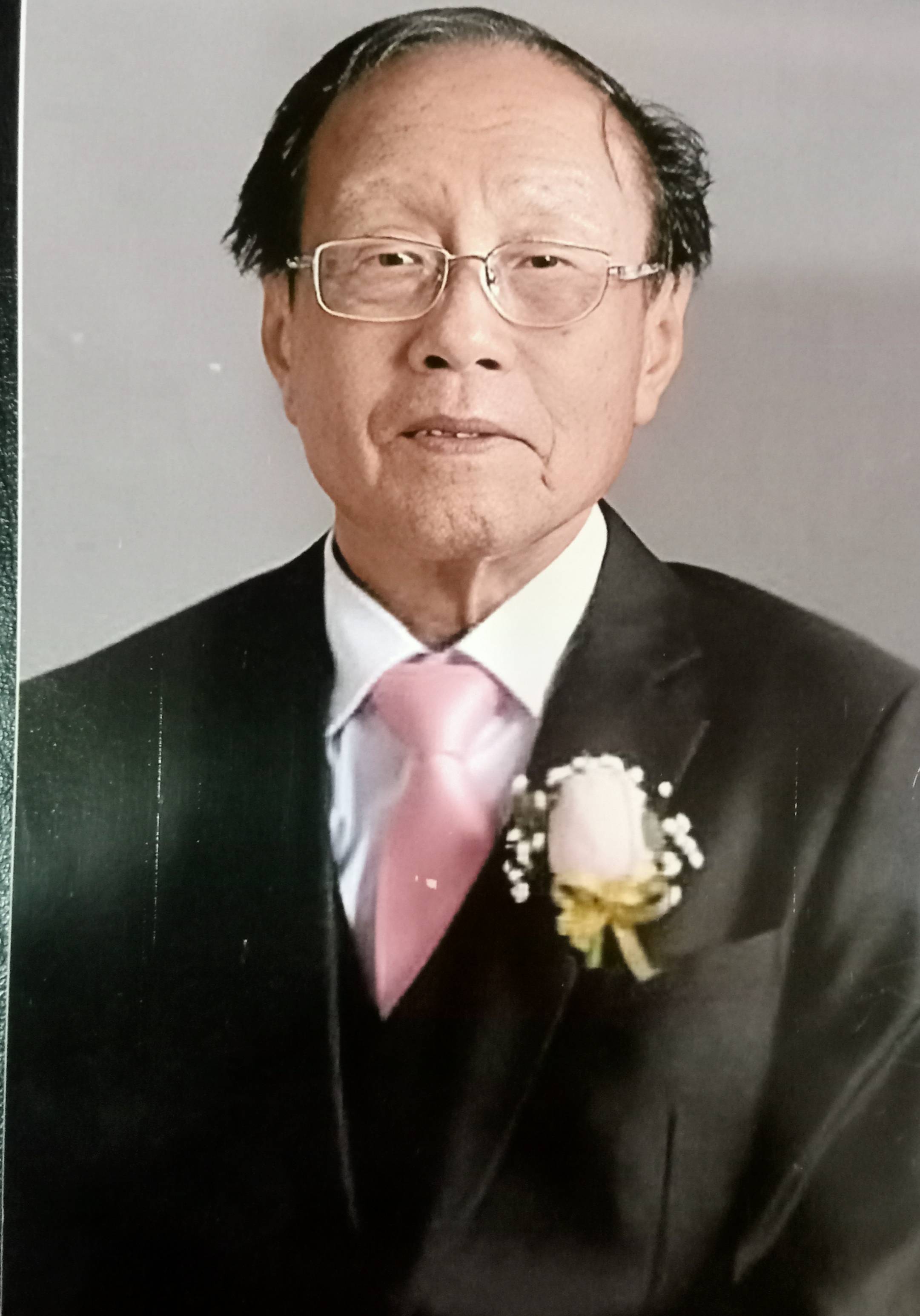 Drs. Gregorius Ferdinand Harjono Rahardjo Khoe Tiaw Hock