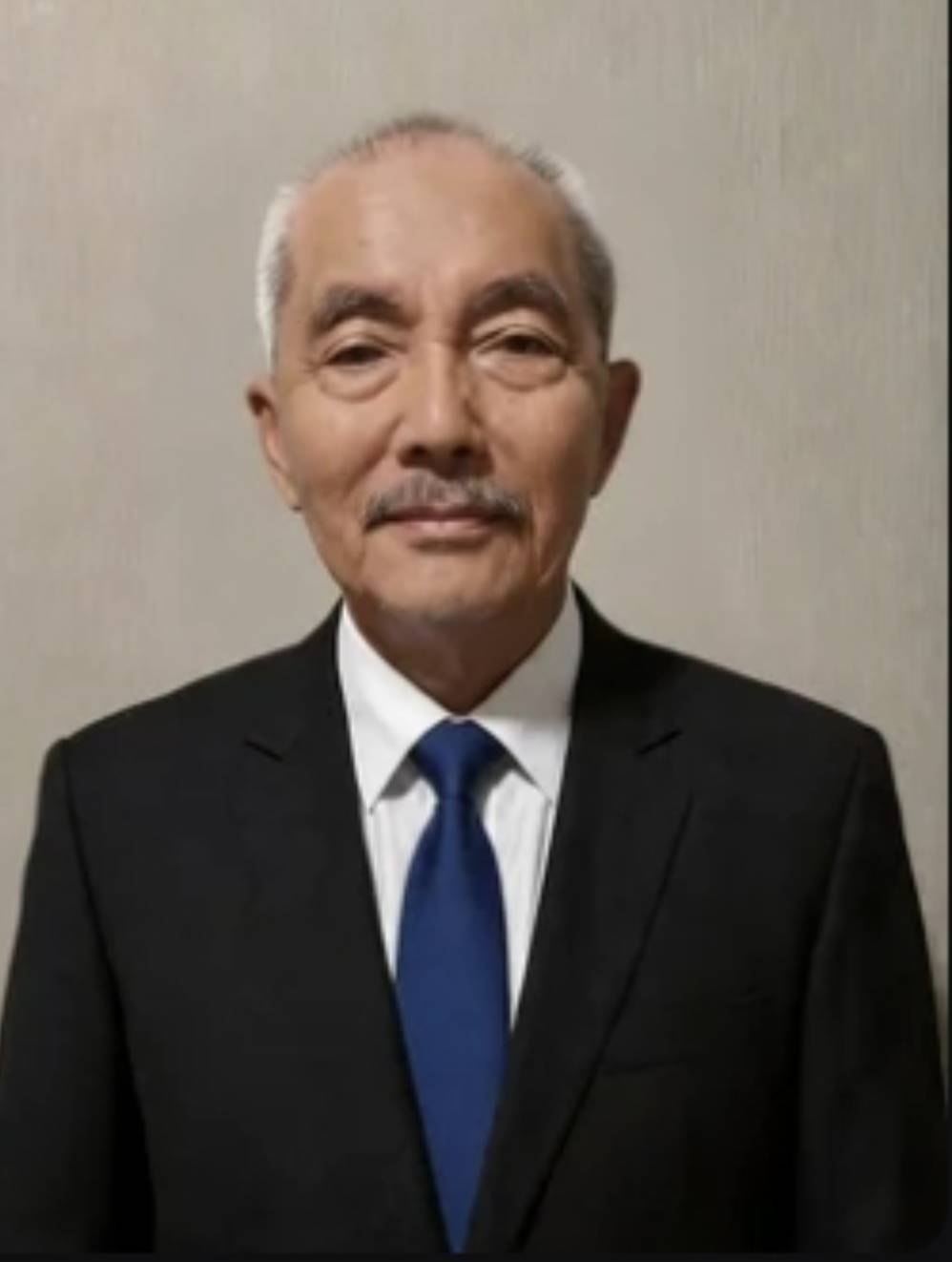 Tn. Suyanto (Lie Se Yang)