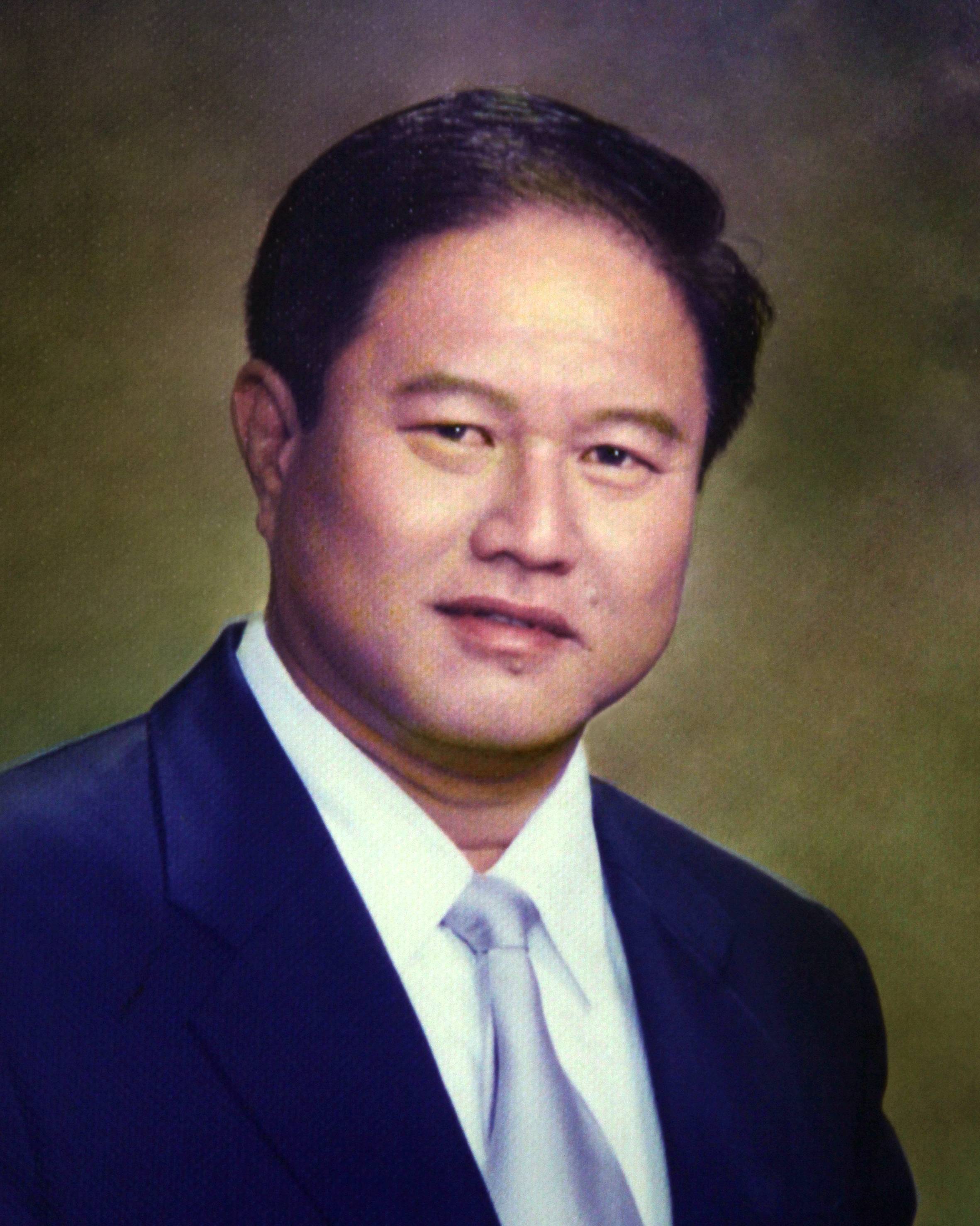 Stefanus Agus Sutanto ( Tan Hwat Siang )