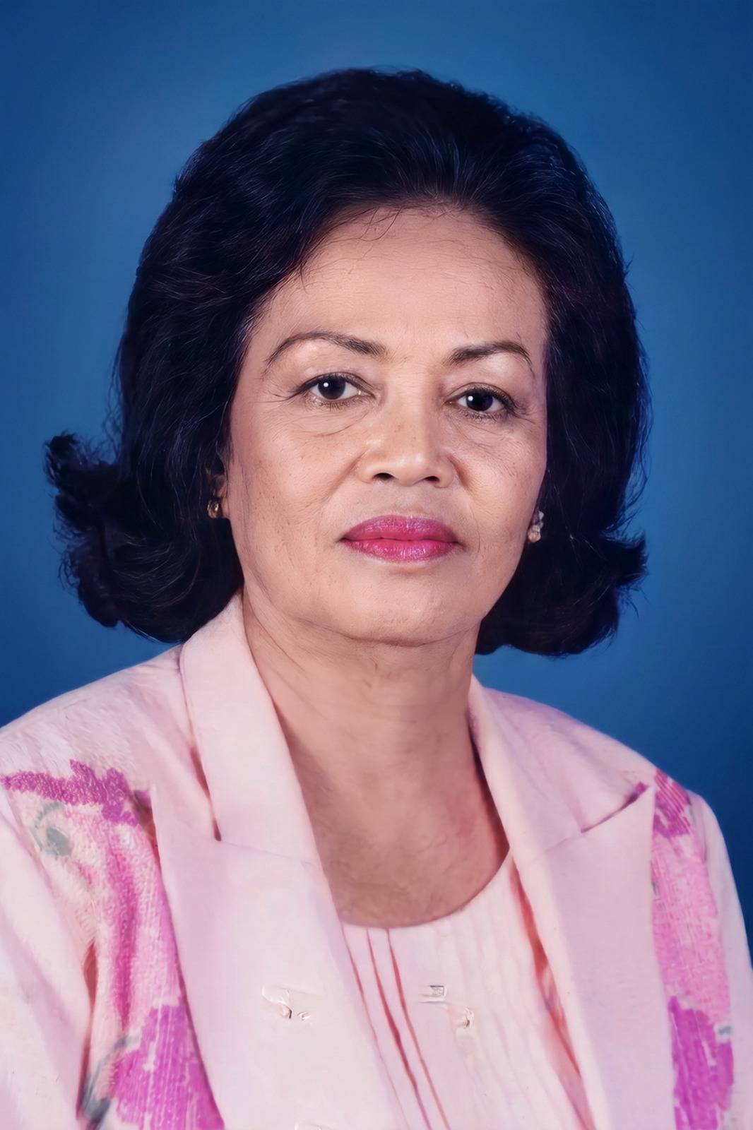 Ny. Lucia Soewarih