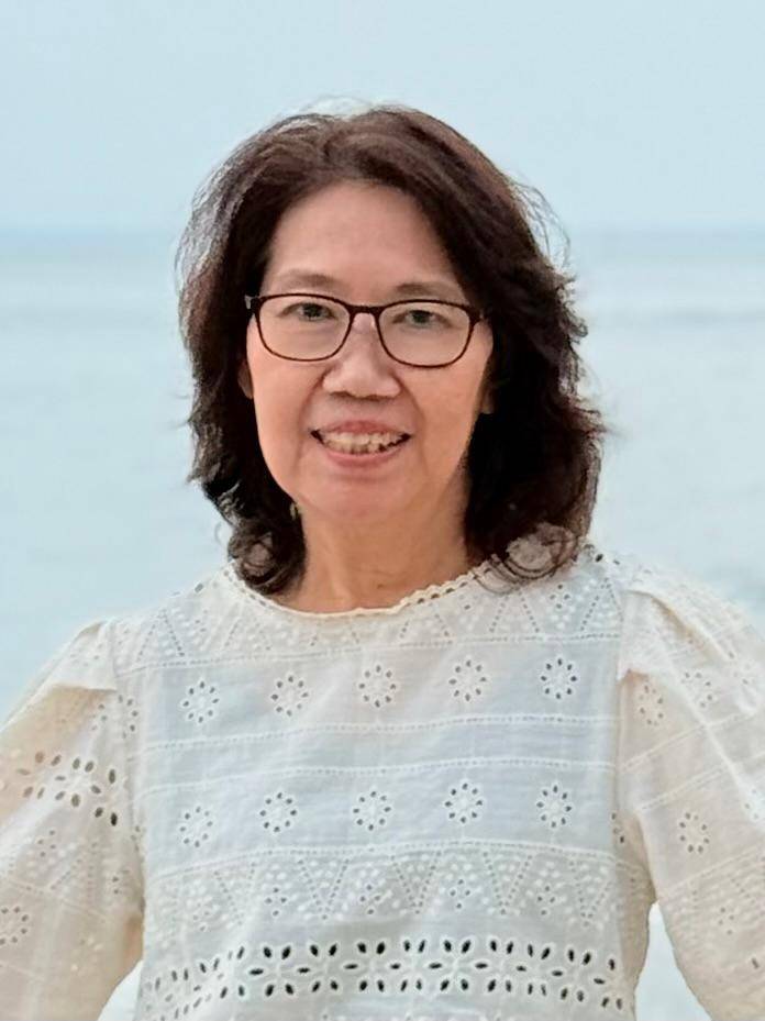 Ir Esther Liliana Akila