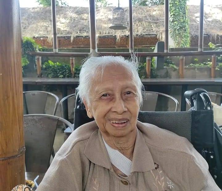 Ny. Marinawaty Widjaja