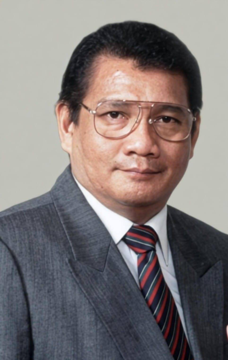 Drs. Hariara  Simanjuntak