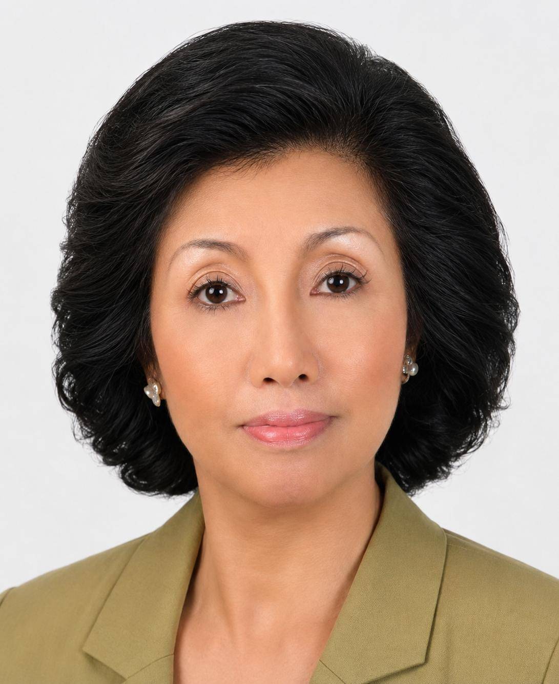 Dra. Hirawati Muliani ( Lauw Bie Hwa )