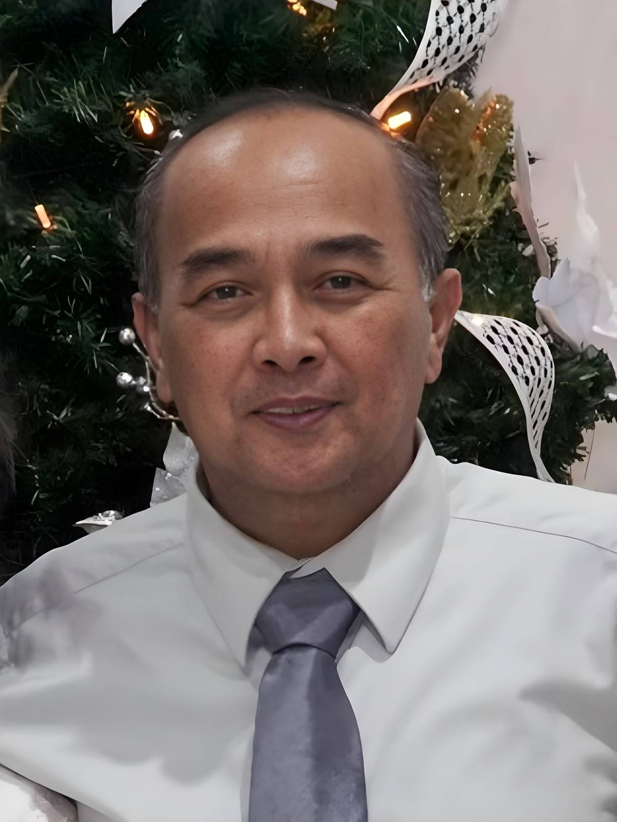 Pdt. David M. Rumengan, S.Komp S.Th