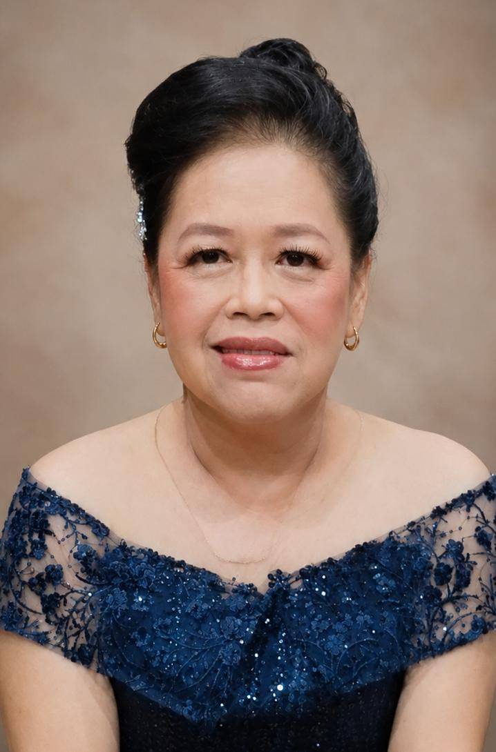 Margaretha Trifena ( Tan Giok Lan  / Meme )