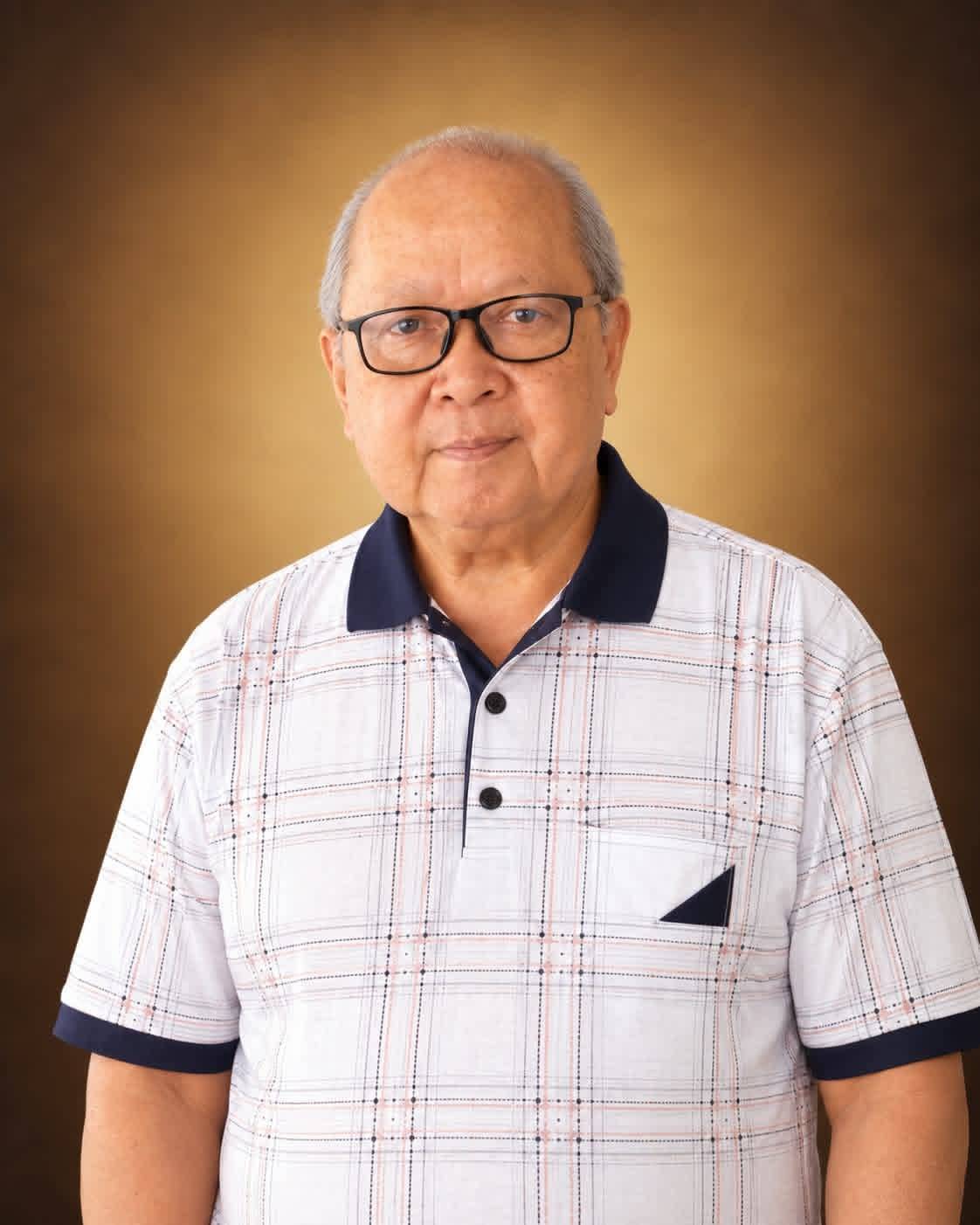 Ignatius Johanes  Iswan Sugianto Adisusanta ( Liem Sik Giang )