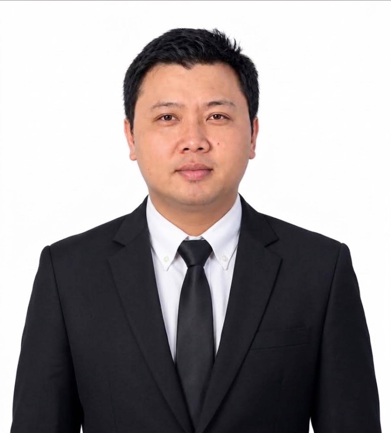 Tn. Nolly Sugianto