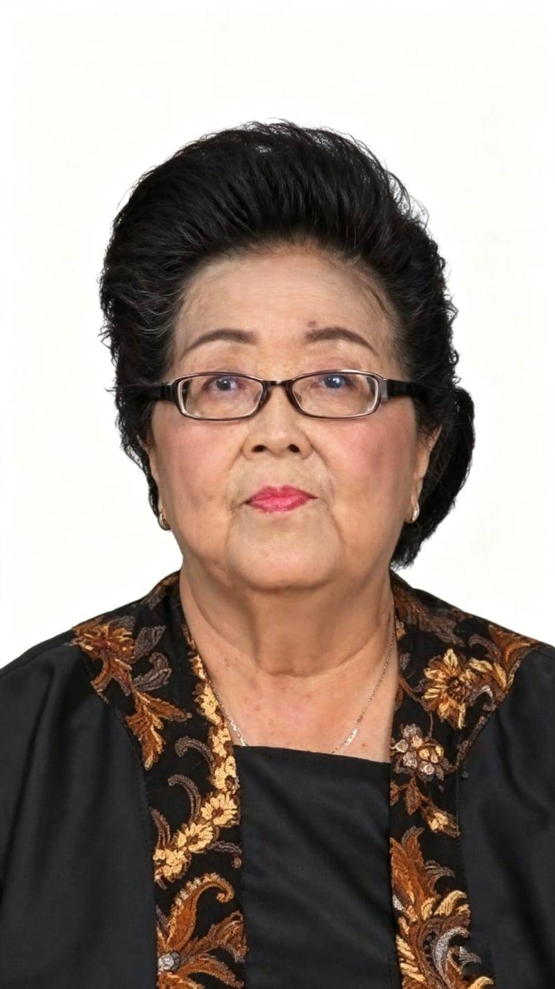 Hwynijati Hiyanto ( Oei She Hwee )