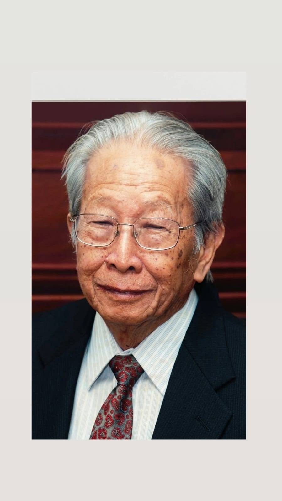 Tn. Oeij Gin Siong