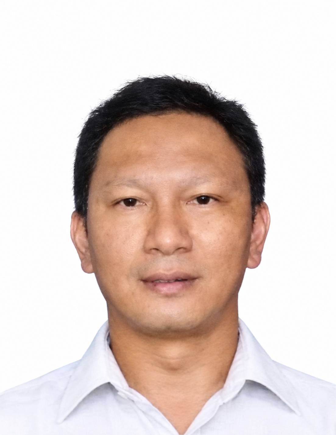 Tn. James Alexanderea Purba