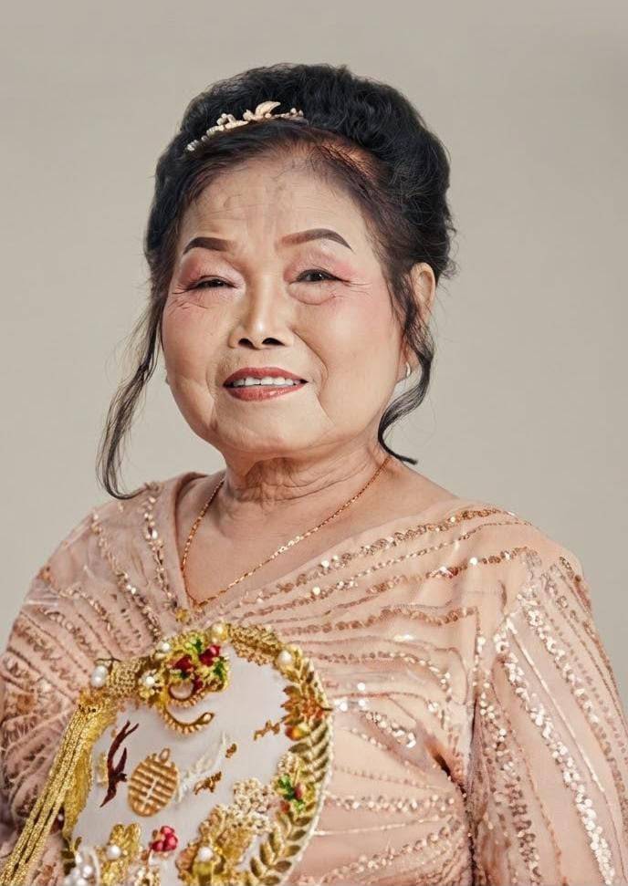 Liantiningsih ( Phoa Hwie Lian )