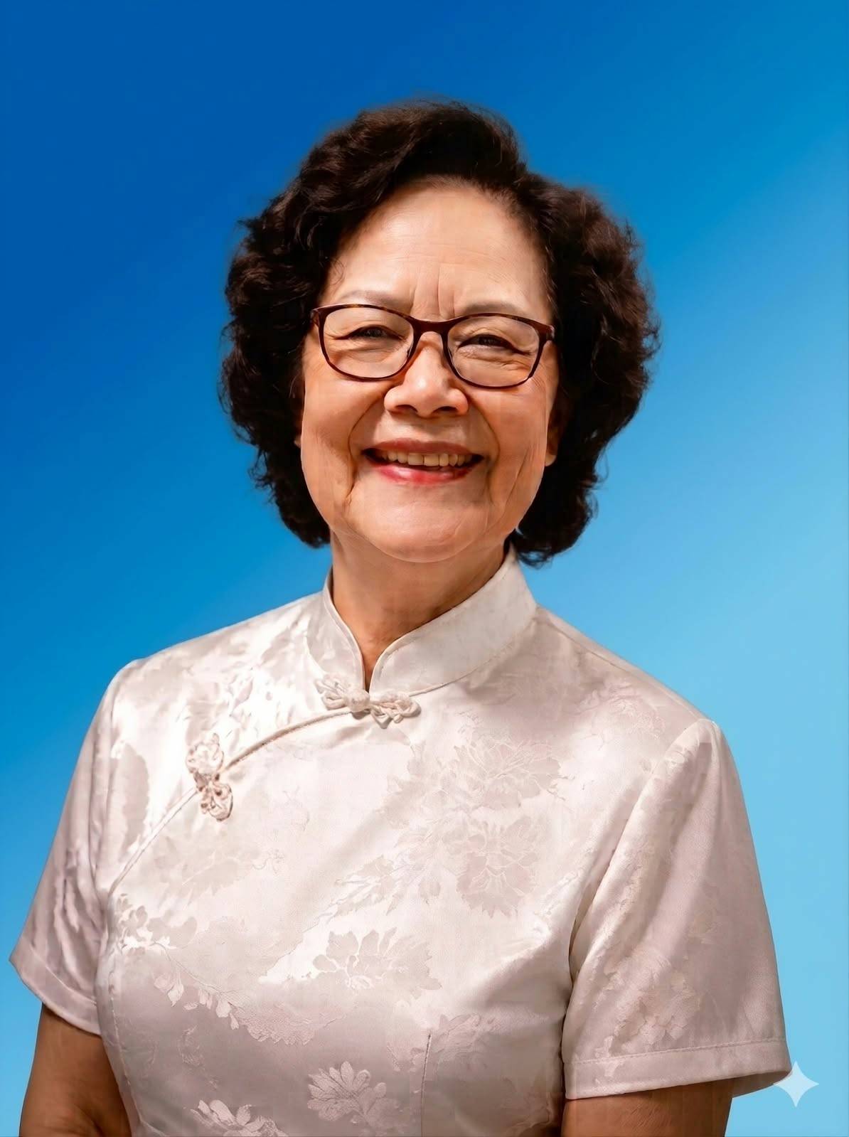 Ny. Ratna Setianingsih Adhi