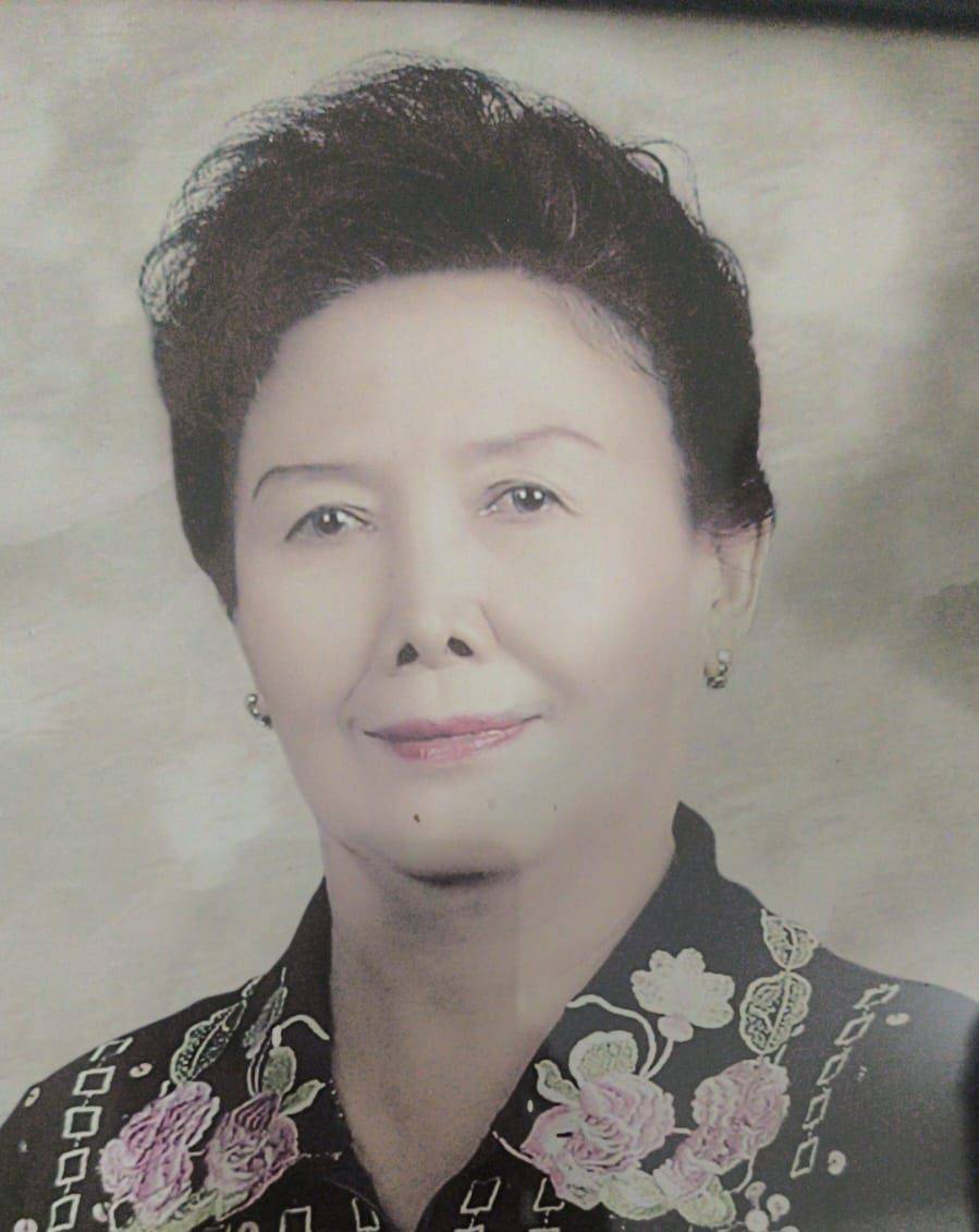 Ibu  SINTA WIDJAJA