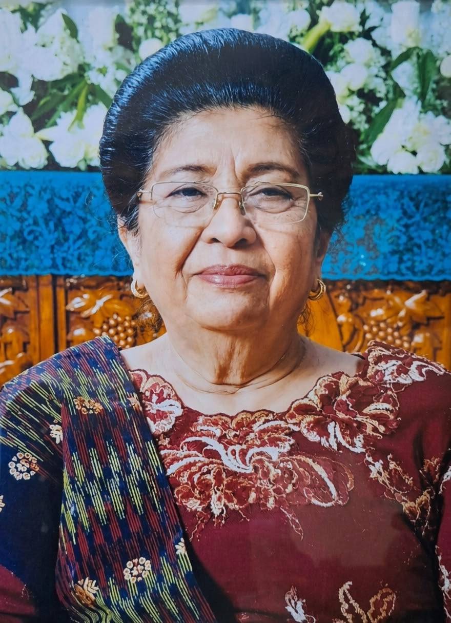 St. Ny. Olga Siahaan br. Pardede ( Op. Naomi )