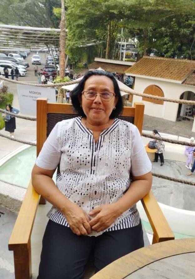 Ny. Widijastuti (Tan Kim Giok)